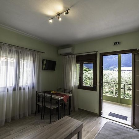 Albatros Apartments สกาลา โปเตมิอัส ภายนอก รูปภาพ